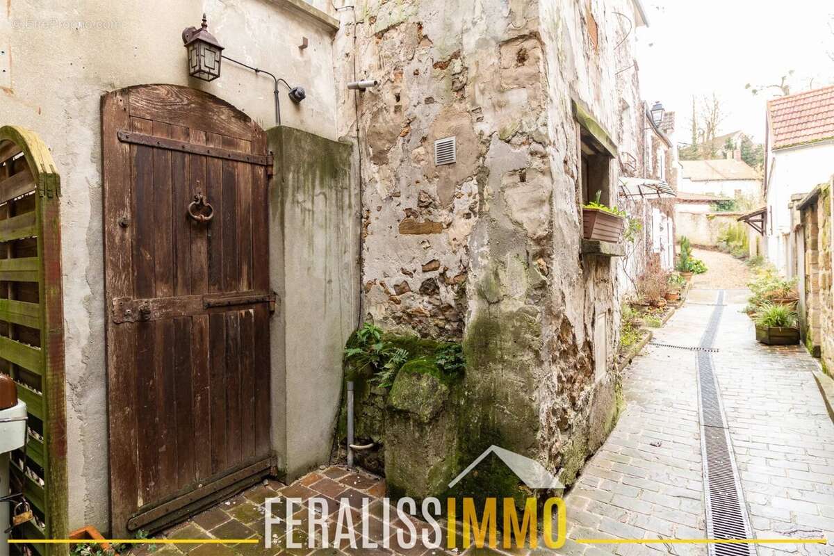 Maison à EVECQUEMONT