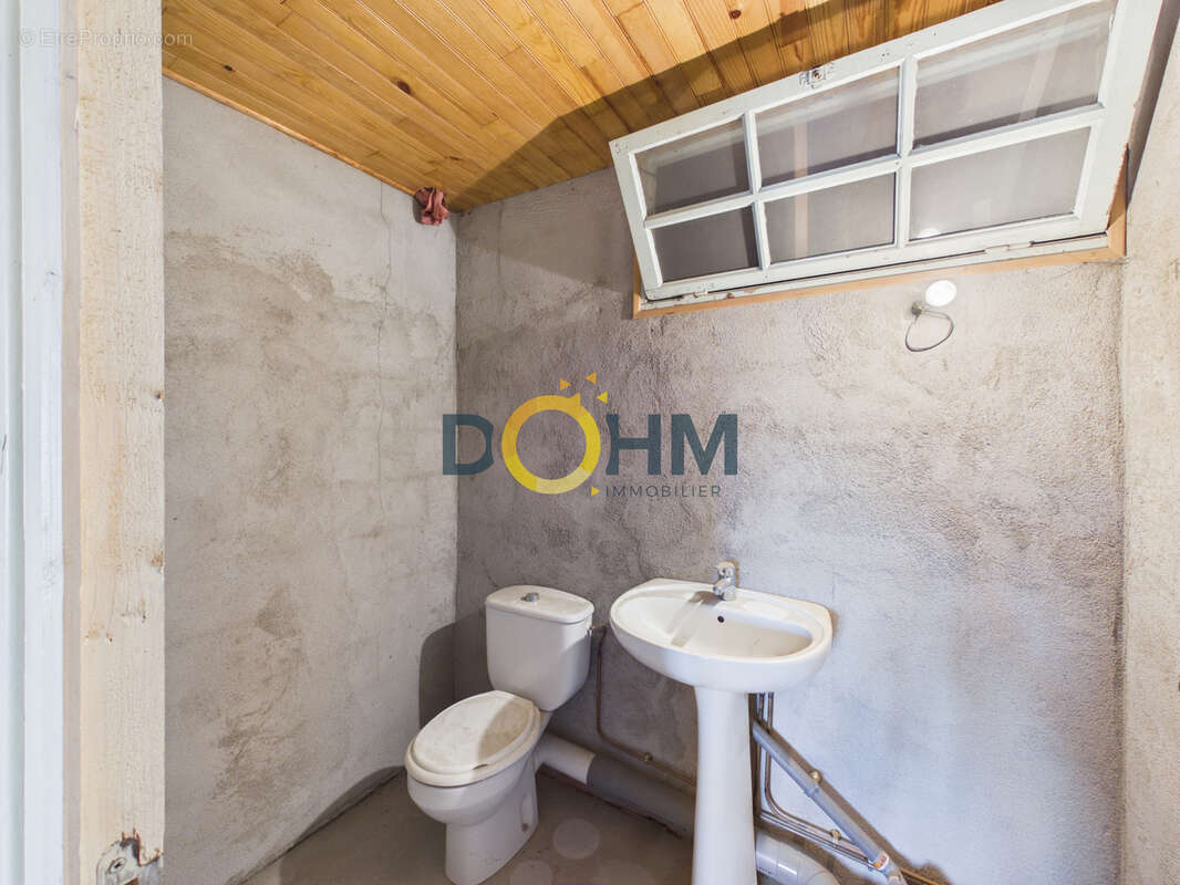 Maison de village 110m2 avec cour et dépendances - photo 16