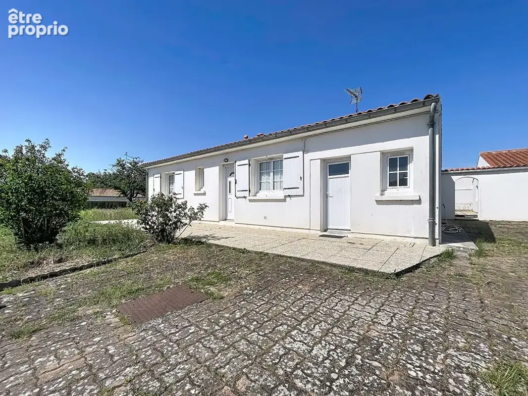 Maison familiale Plain pied Saint Xandre 4 pièces 105m² - photo 1