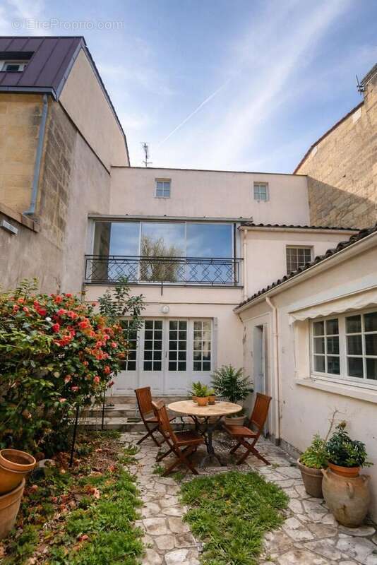 Photo 2 - Maison à LIBOURNE