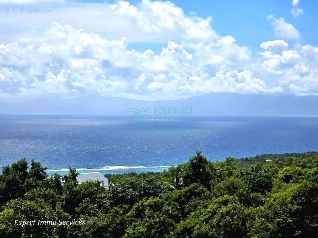 Maison à CAPESTERRE-DE-MARIE-GALANTE