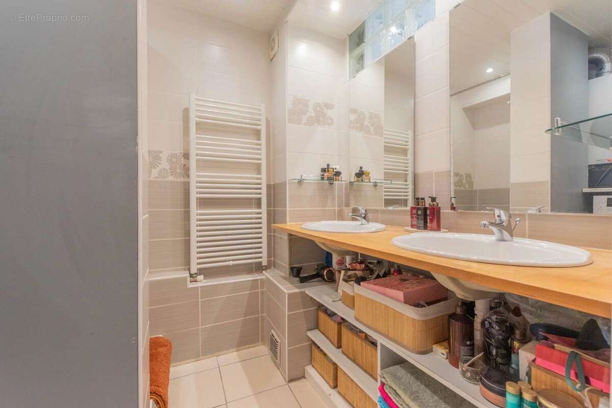 Appartement à CHAMALIERES