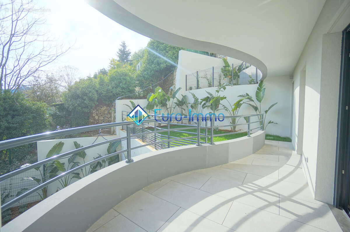 Appartement à BEAUSOLEIL