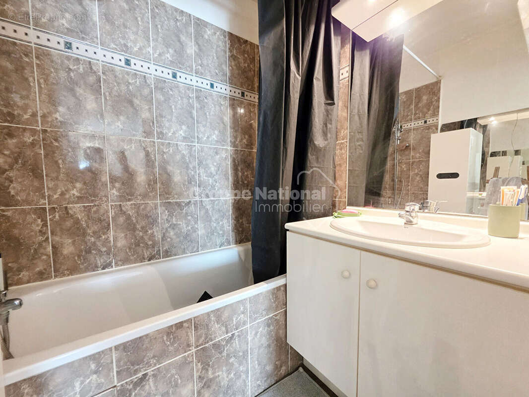 À vendre : Charmant Appartement 2 pièces à ISTRES - Idéal Investissement ! - photo 10
