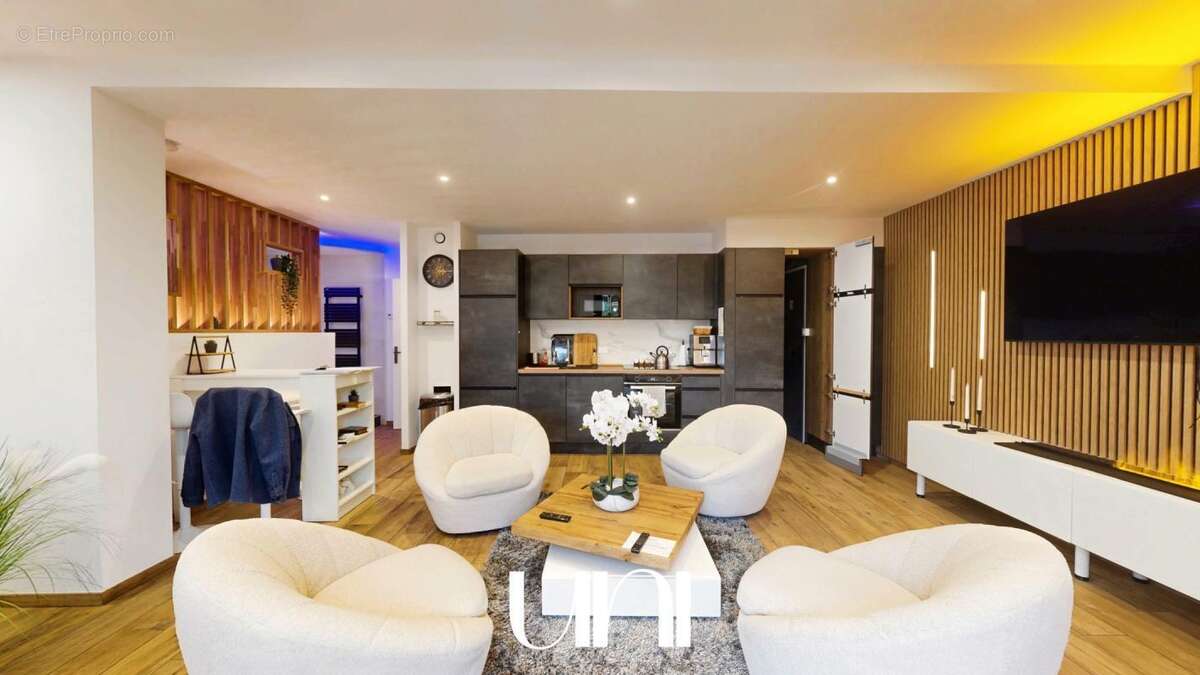 Maison à SAINT-MARTIN-DES-ENTREES