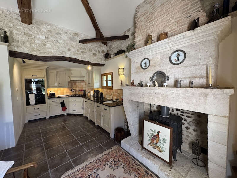 Maison à YVIERS