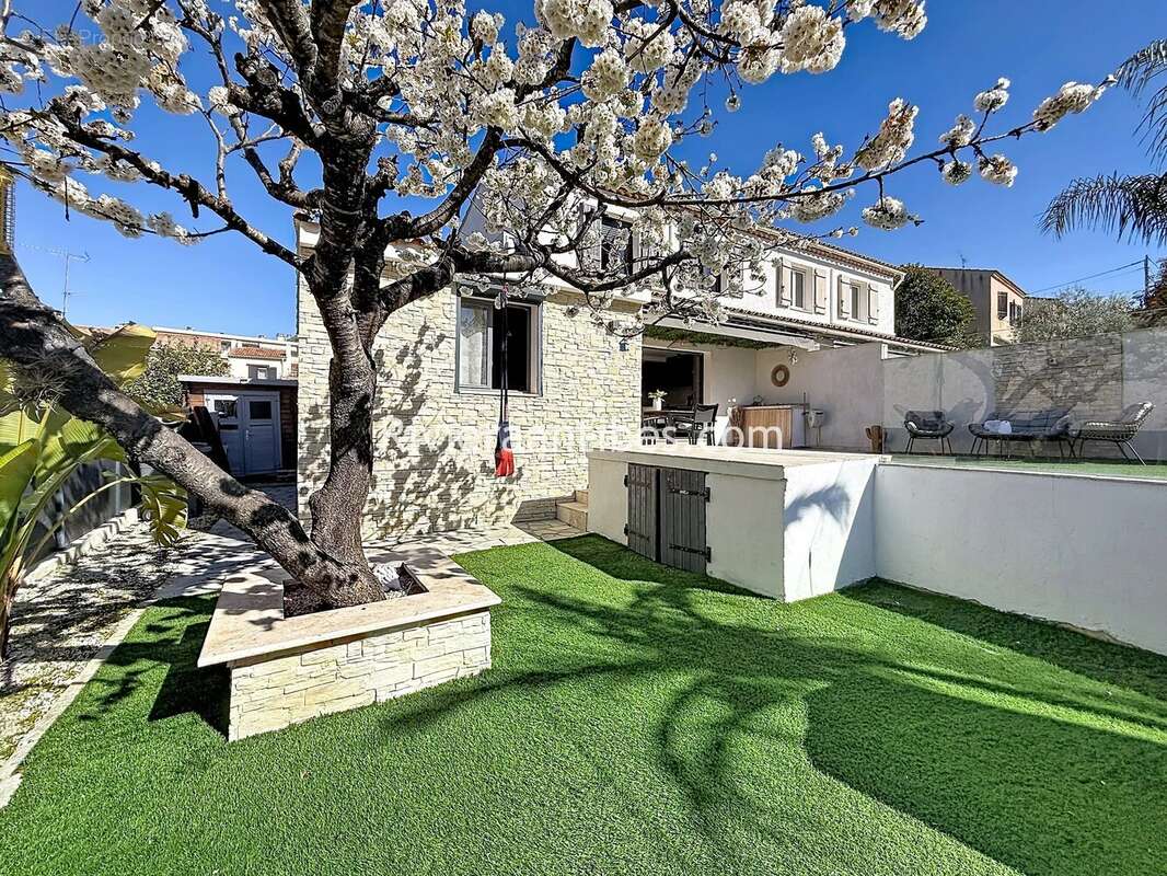 Maison à ANTIBES