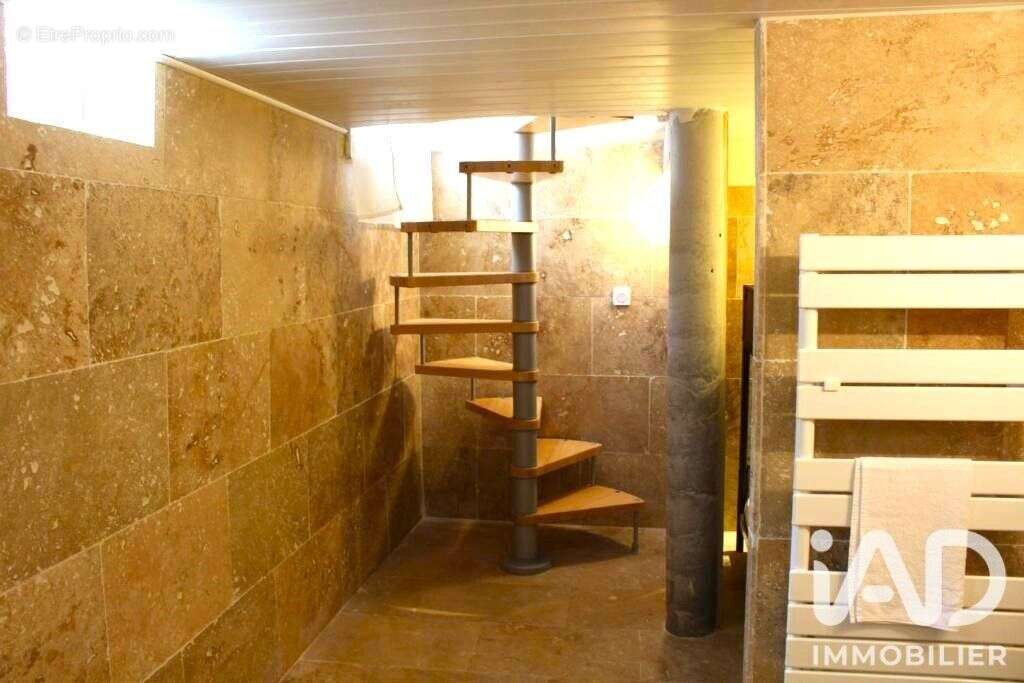 Appartement 25 m² à La Seyne-Sur-Mer  - photo 3