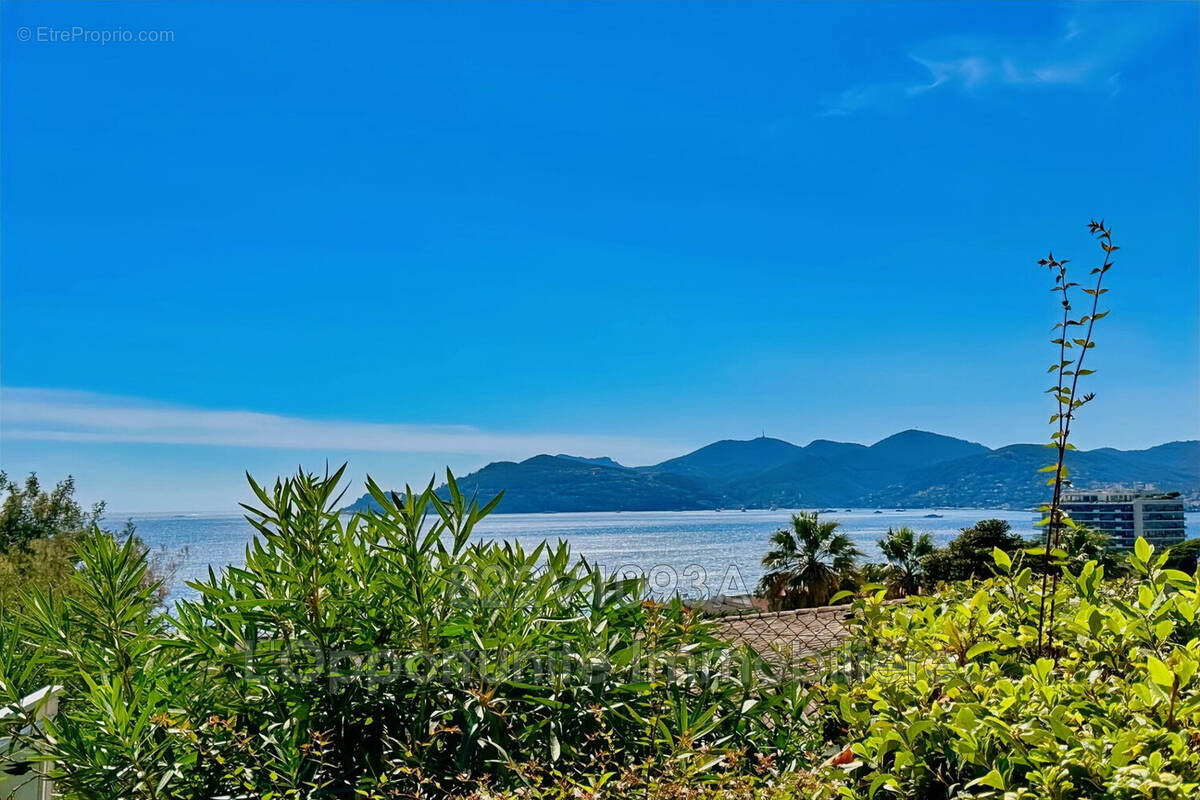 Appartement à CANNES