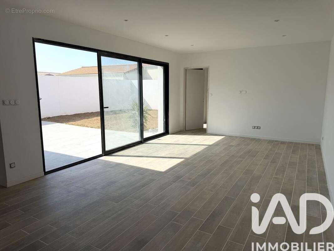 Photo 2 - Maison à FERRIERES