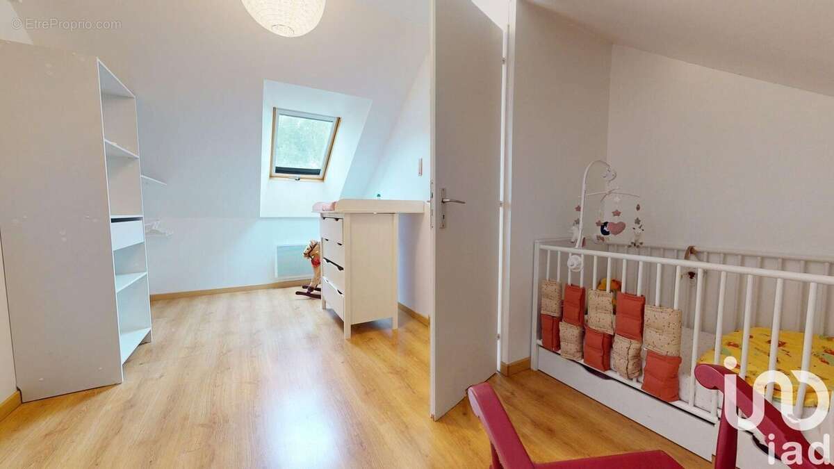 Maison 94 m² à Chevry-En-Sereine  - photo 9
