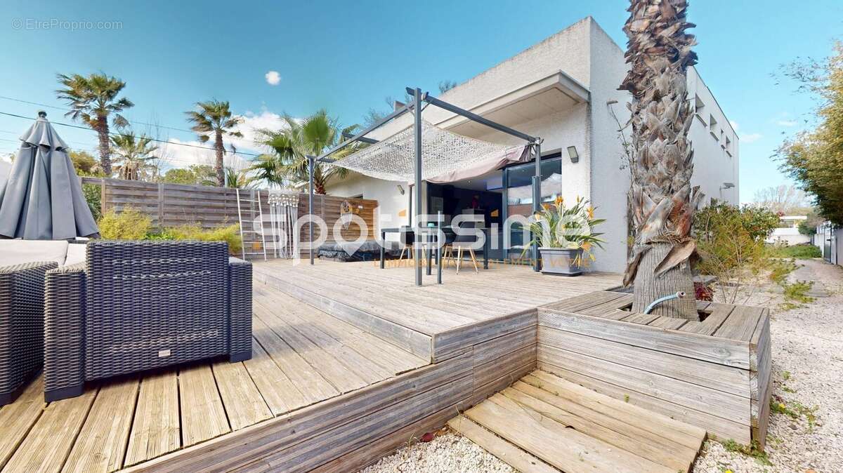 Maison à AGDE