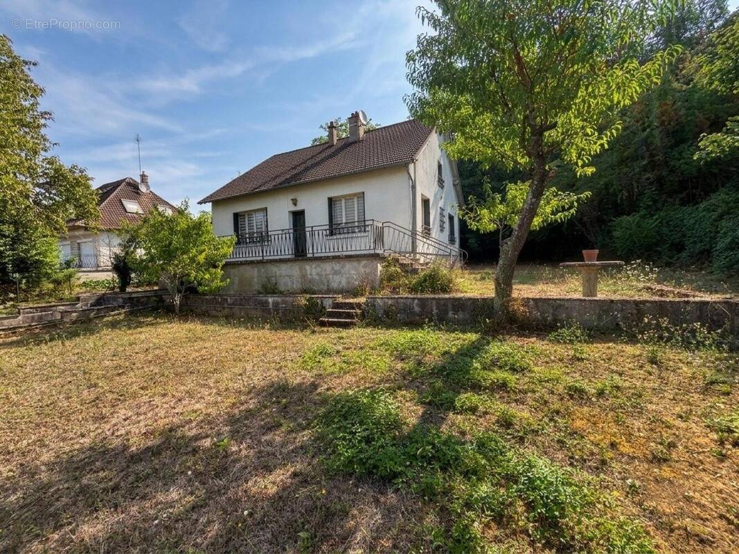 Photo 1 - Maison à CHAMBEUGLE