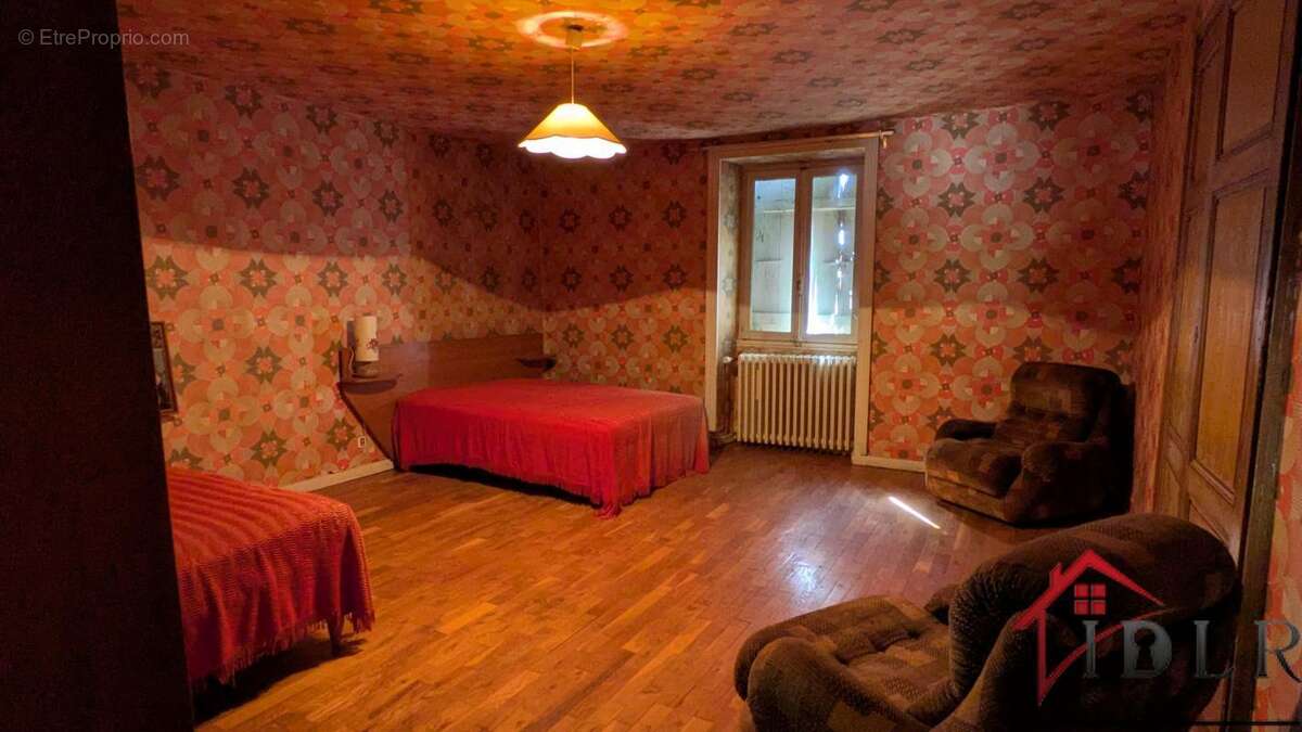 Maison avec dépendances - photo 10