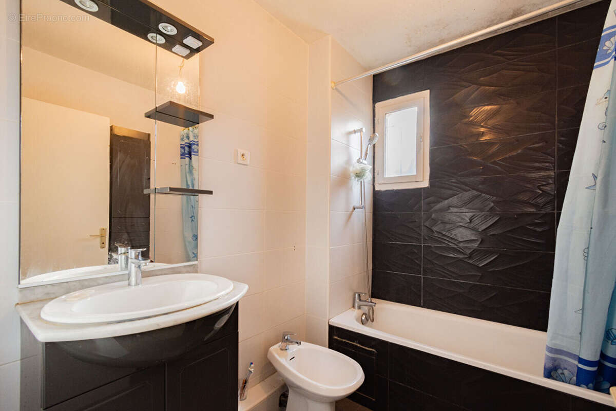 Maison à MARSEILLE-10E