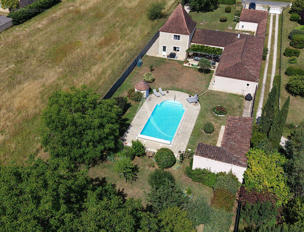 Maison à PRAYSSAC