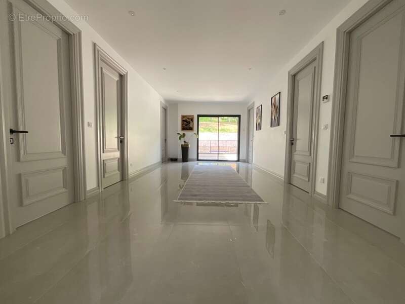 Maison à SAINT-PREST