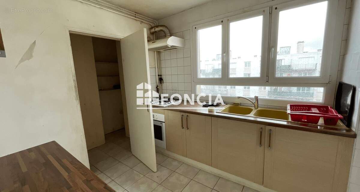 Appartement à GARGES-LES-GONESSE