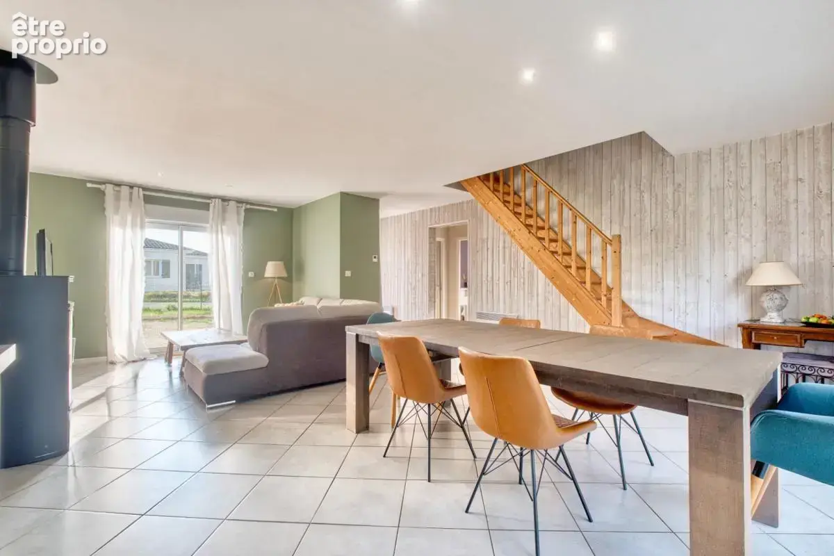 Maison 6 pièces 117 m² à vendre à Biras (24310) - photo 2