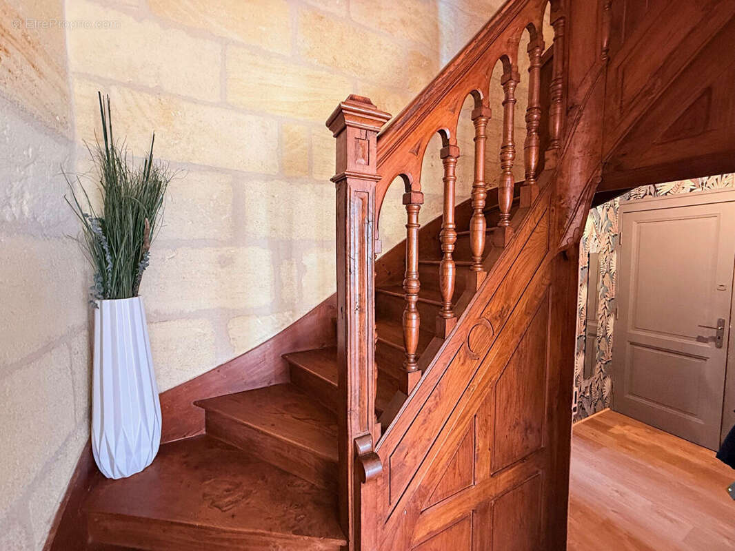 Maison à SAINT-EMILION