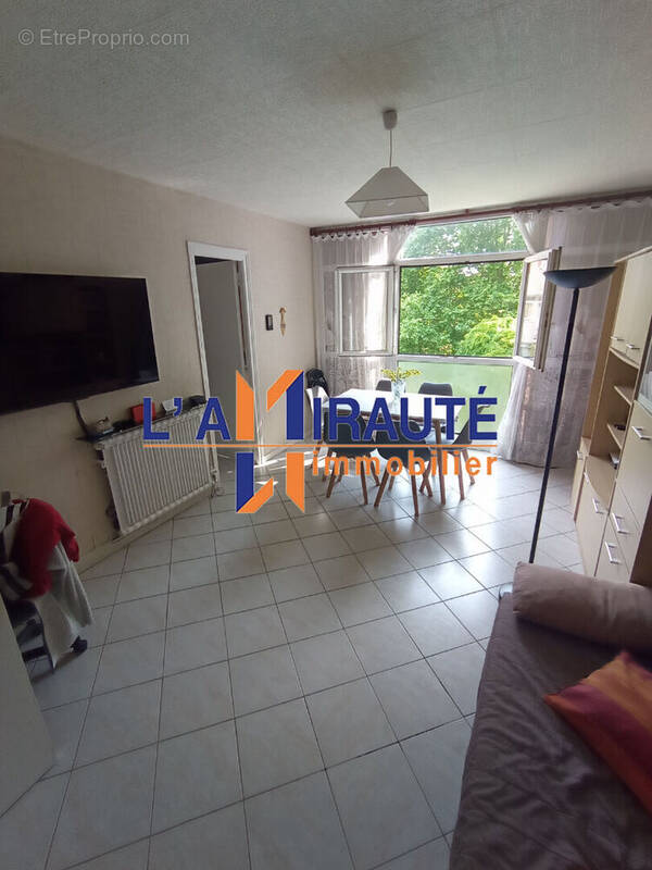 Appartement à MAISONS-LAFFITTE