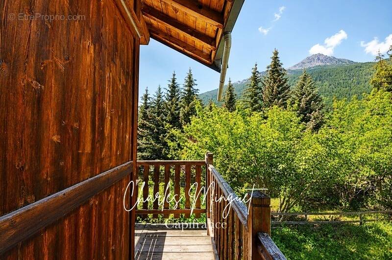 Appartement à SAINT-CHAFFREY
