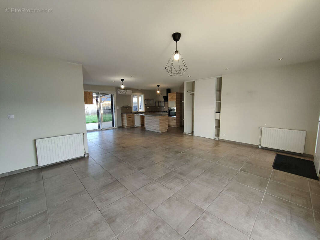 Maison à SAINT-POURCAIN-SUR-SIOULE