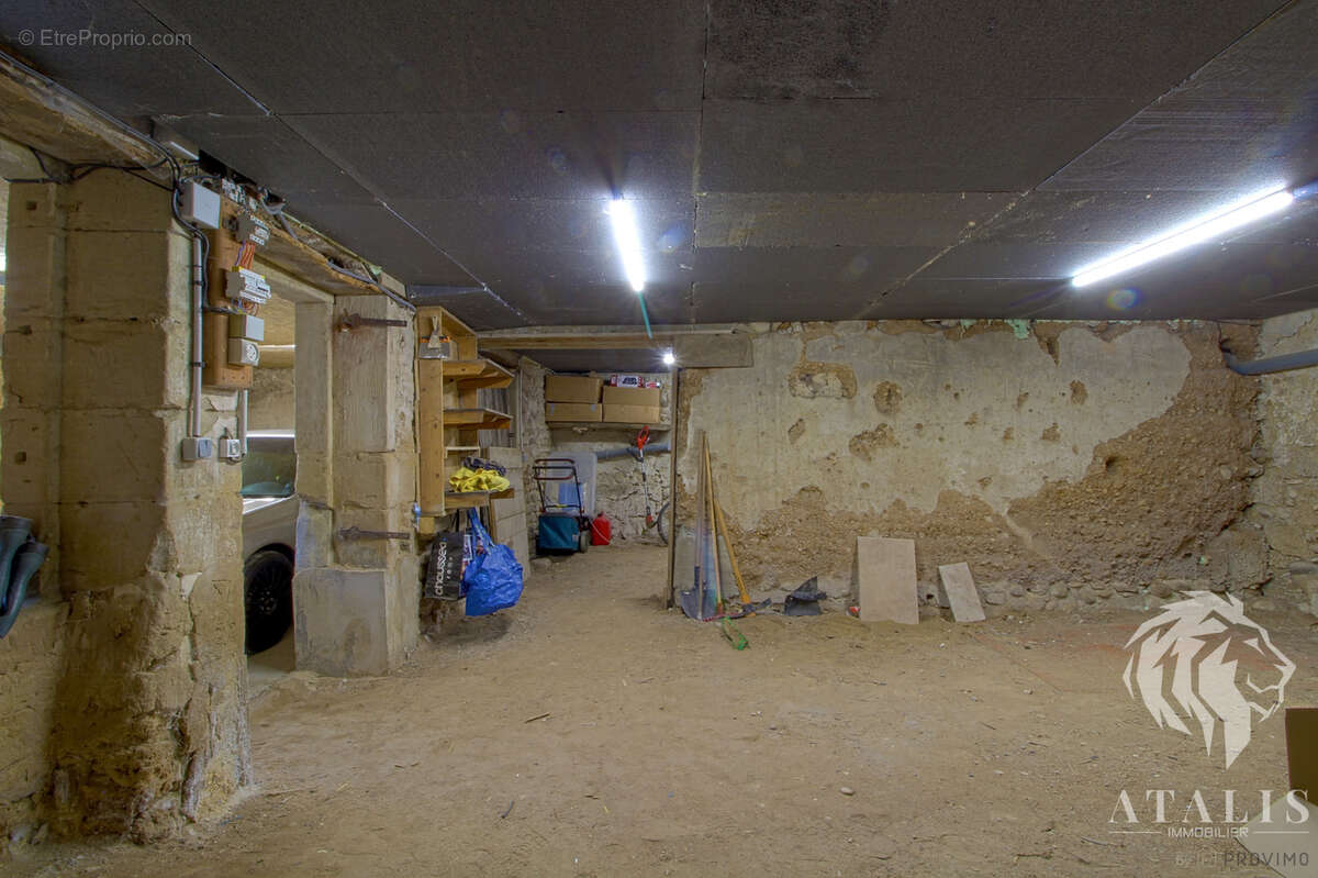 Maison à SAINT-LATTIER