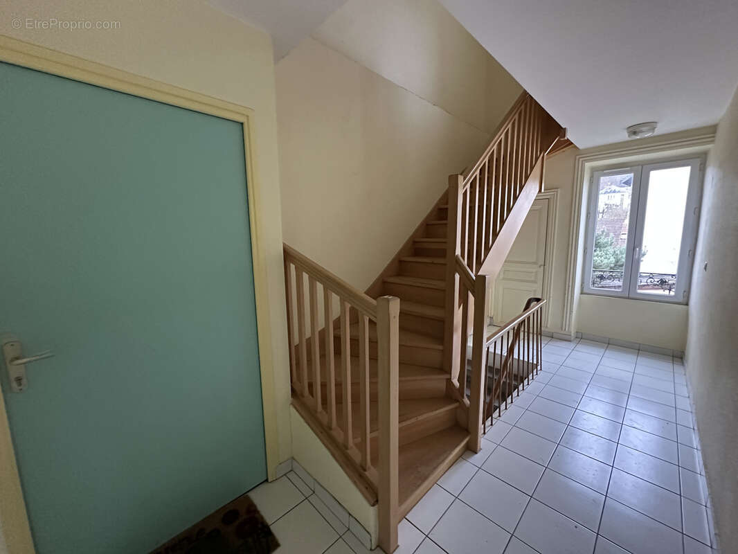 Appartement à MANZAT