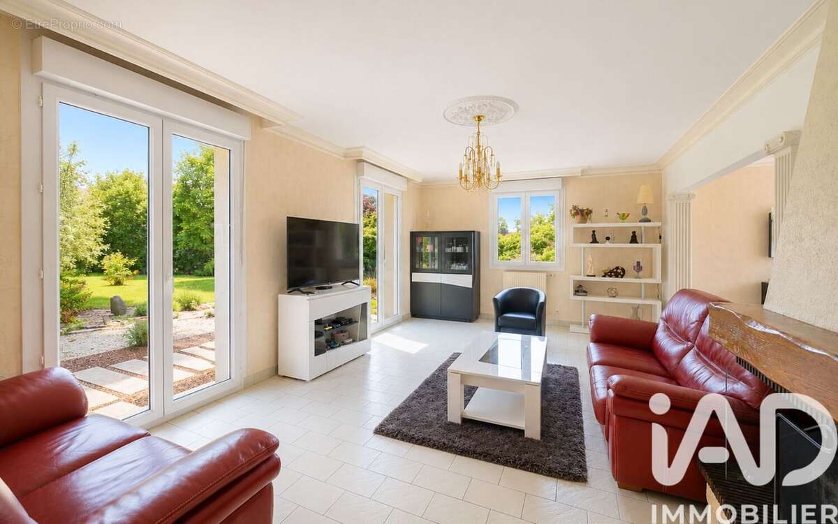 Photo 6 - Maison à YVRE-L'EVEQUE