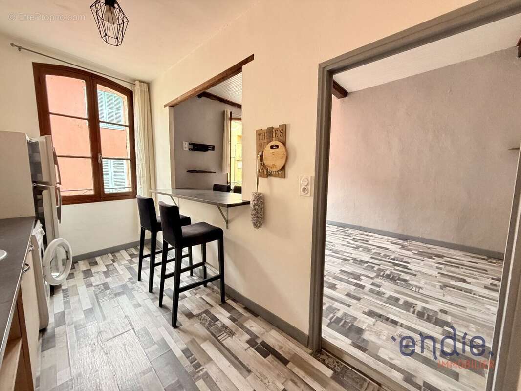 Appartement à LORGUES