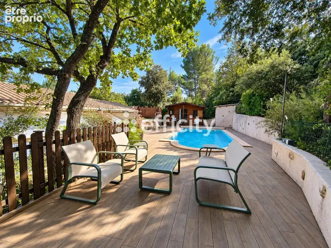 Maison 6 pièces 170 m² à vendre à Lauris (84360) - photo 2