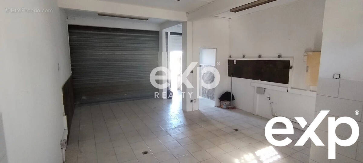 Commerce à SAINT-PIERRE