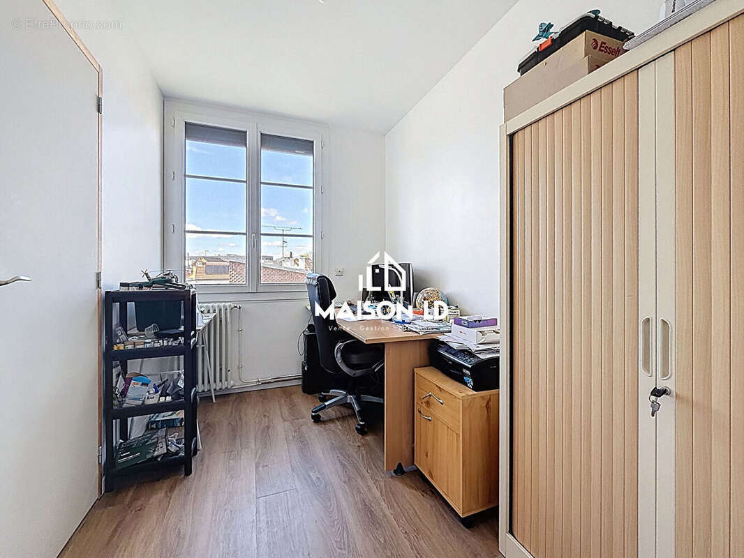 Maison à MONDEVILLE