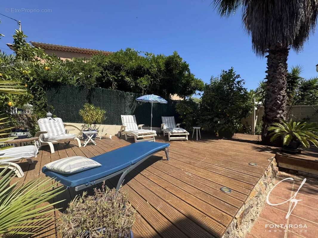 Maison à SAINT-RAPHAEL