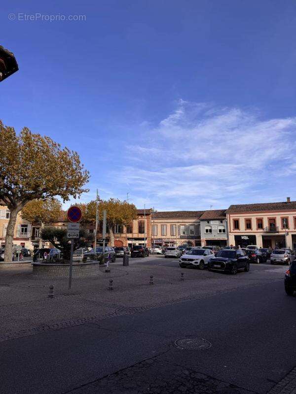 Commerce à L&#039;ISLE-JOURDAIN