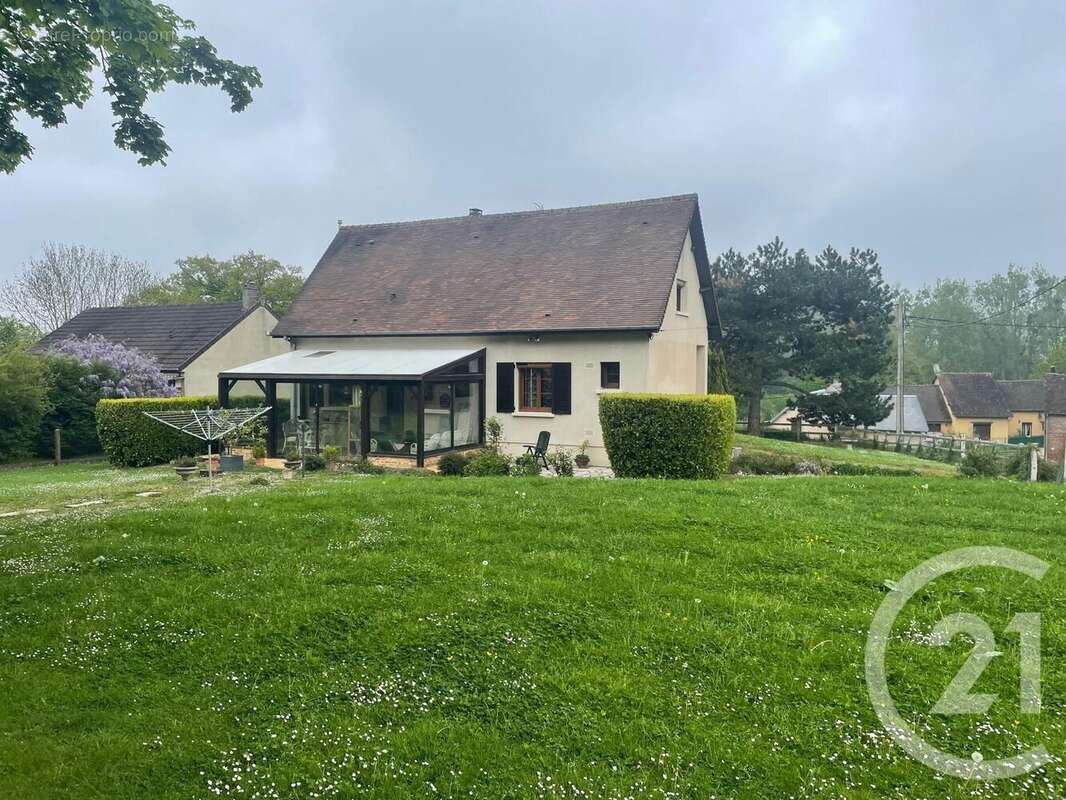 Photo 2 - Maison à BERNEUIL-EN-BRAY