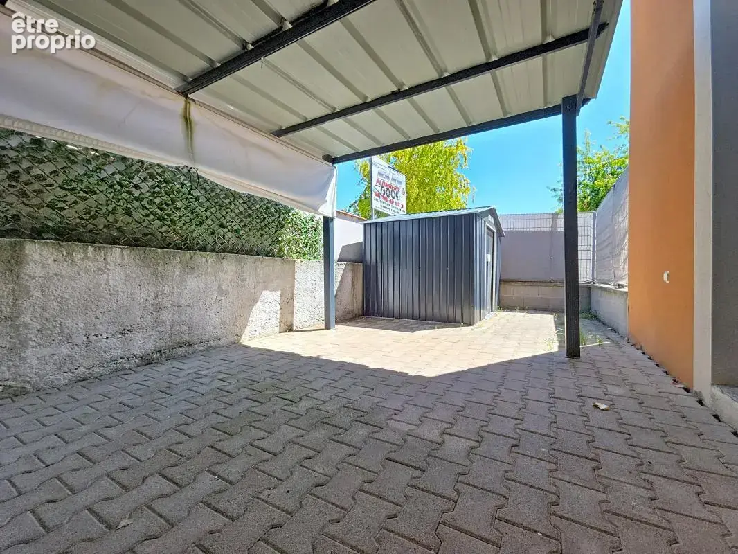 Maison duplex - 2 chambres - Terrasse - Cour - Stationnements - photo 18