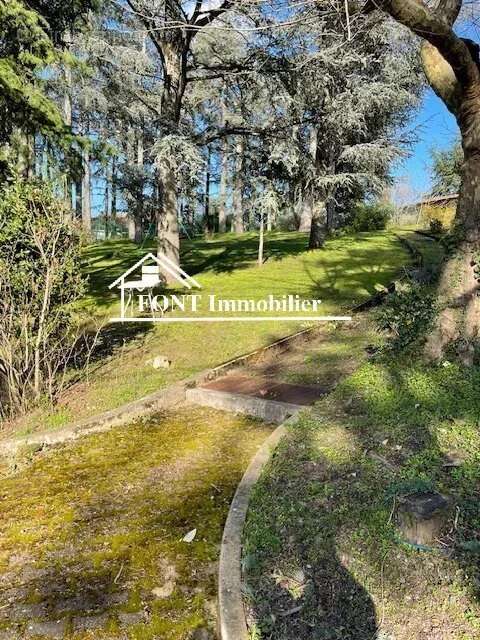 Terrain à SAINT-CHAMOND