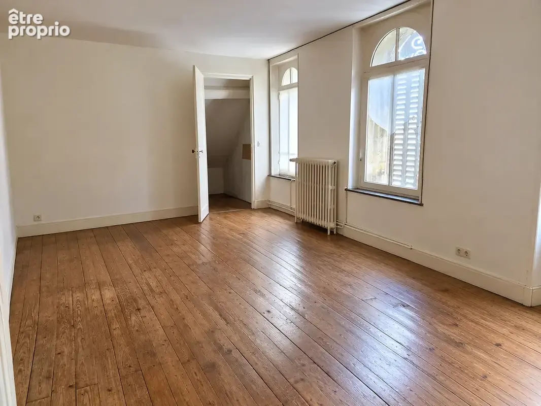 Maison de caractère avec dépendances sur 3 400 m2   Fort potentiel - photo 11