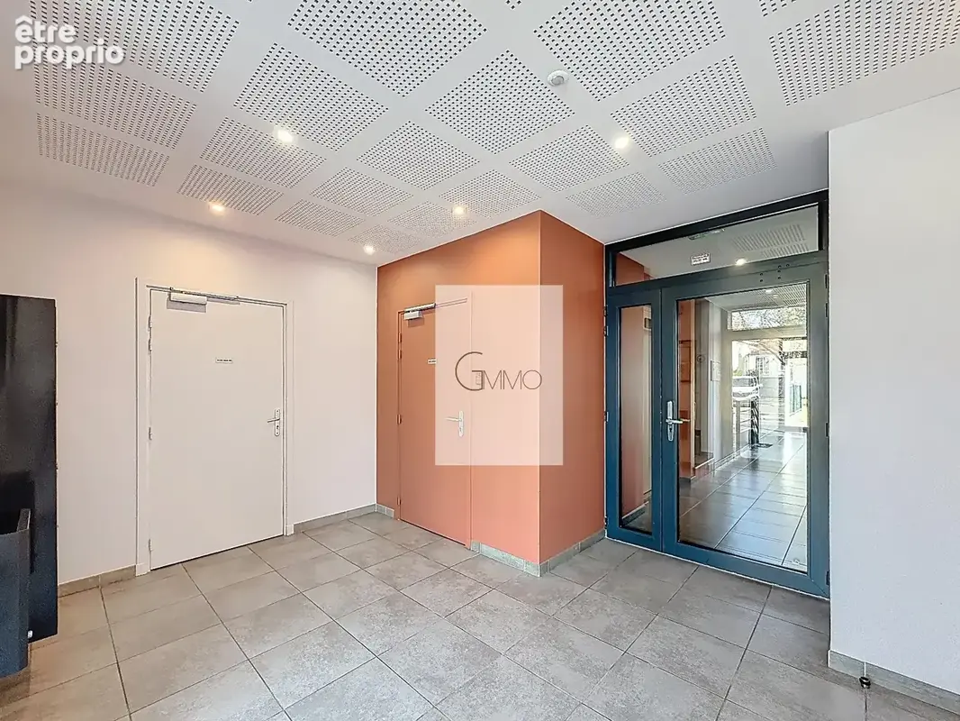 Appartement 1 pièce 23 m² à vendre à L'hay-Les-Roses (94240) - photo 2