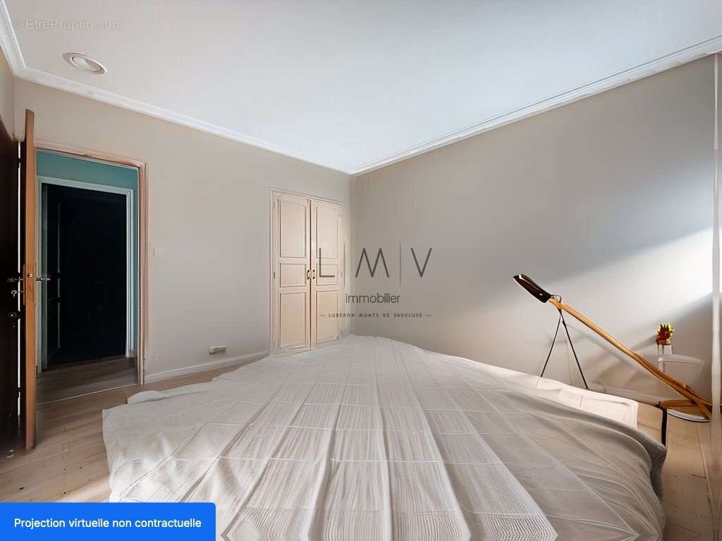 Maison à L&#039;ISLE-SUR-LA-SORGUE