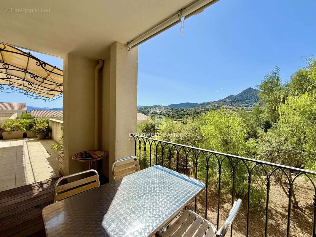 Appartement à L'ILE-ROUSSE