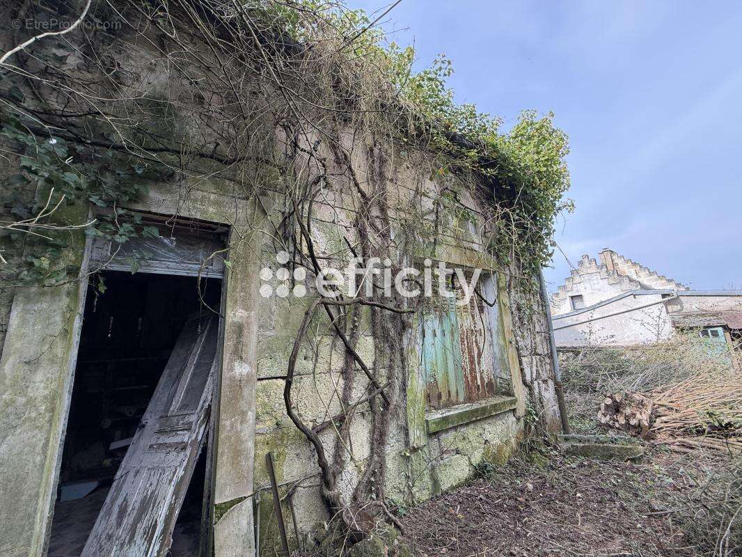 Maison à CIRY-SALSOGNE
