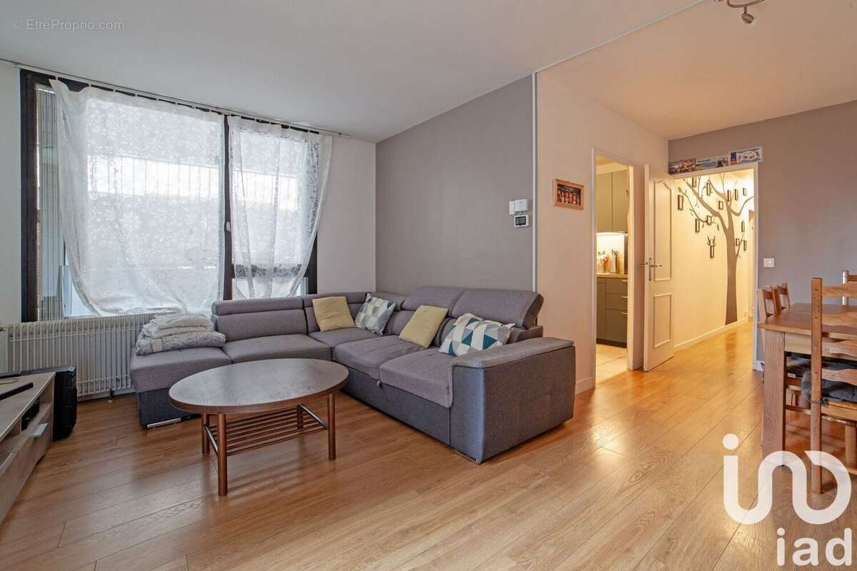 Photo 2 - Appartement à SARTROUVILLE