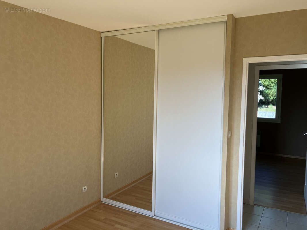 Maison à CHATILLON-LA-PALUD