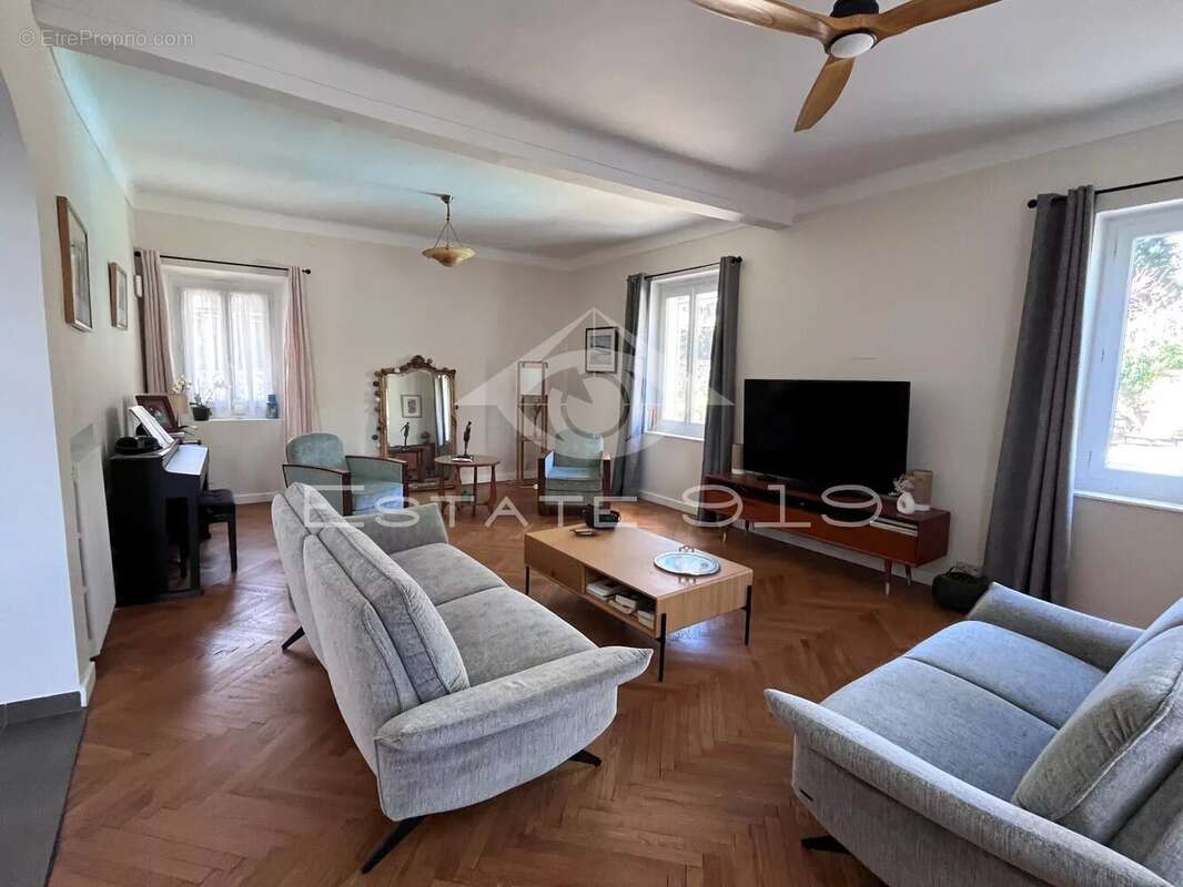 Maison à LE ROURET