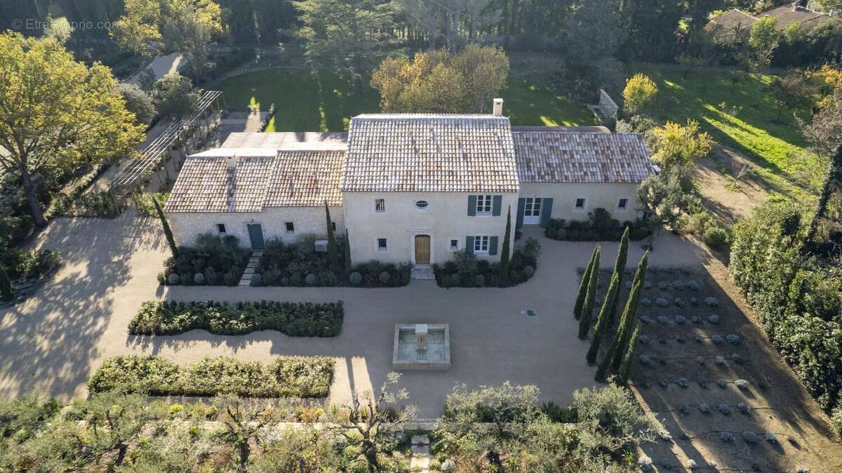 Maison à EYGALIERES