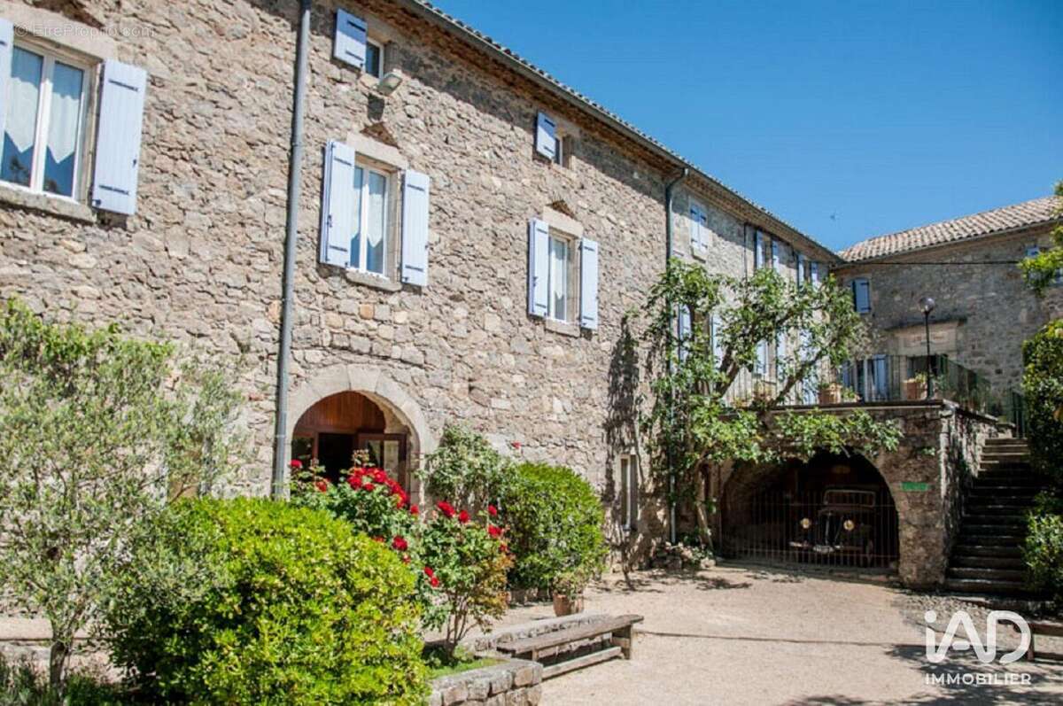 Photo 2 - Commerce à JOYEUSE