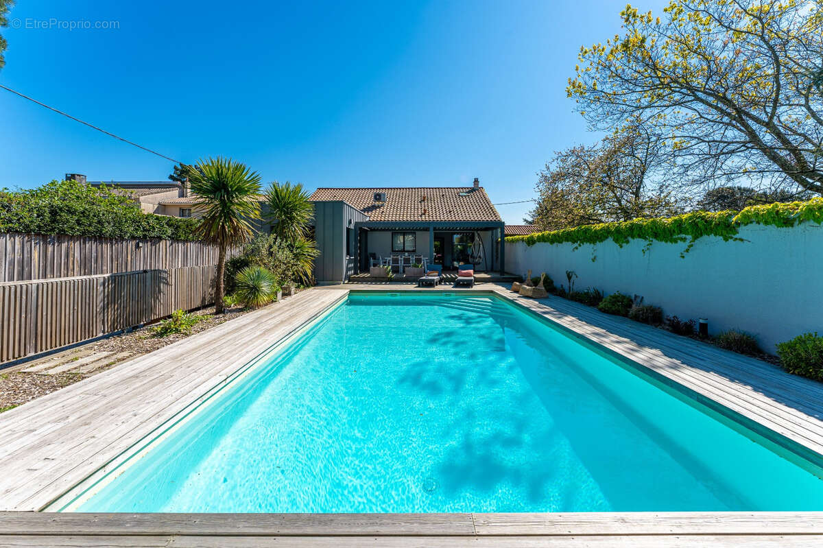 Maison à MERIGNAC